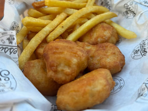 Nuggets de Frango com Batata Frita